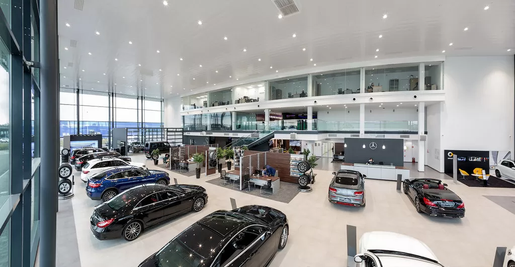Автосалон Mercedes-Benz (Уфа)
